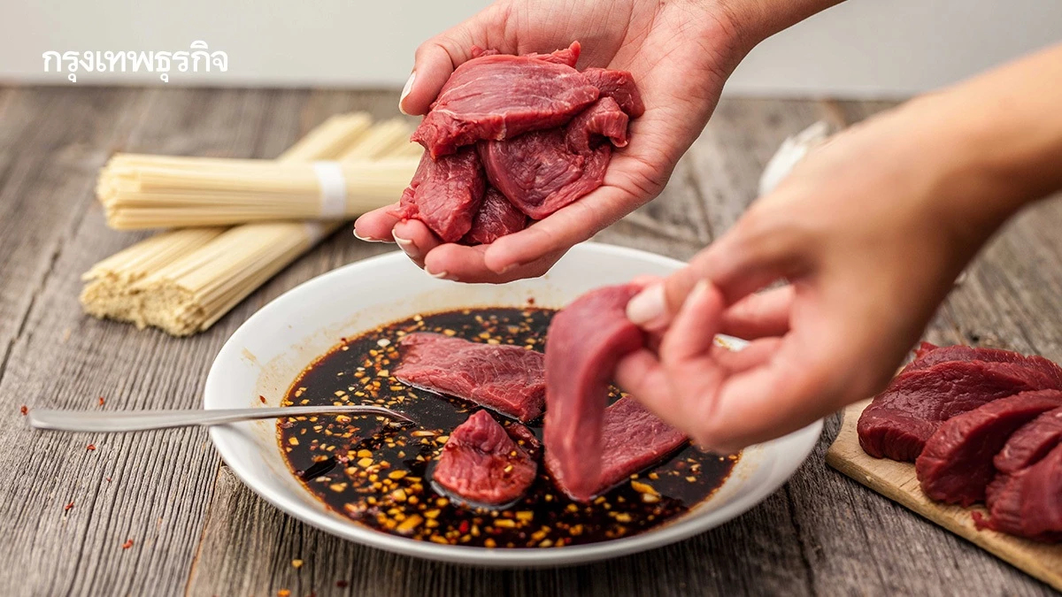 กินหมูดิบ เสี่ยง 'ไข้หูดับ' ถึงตาย ยอดป่วย 14 ราย เสียชีวิตแล้ว 2 ราย