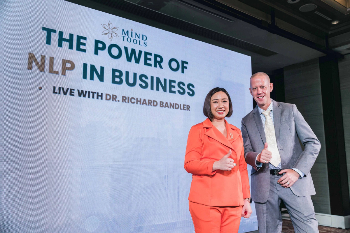 'ดร.แบนเลอร์' ผู้คิดค้นศาสตร์ NLP แนะทางรอดนักธุรกิจไทย