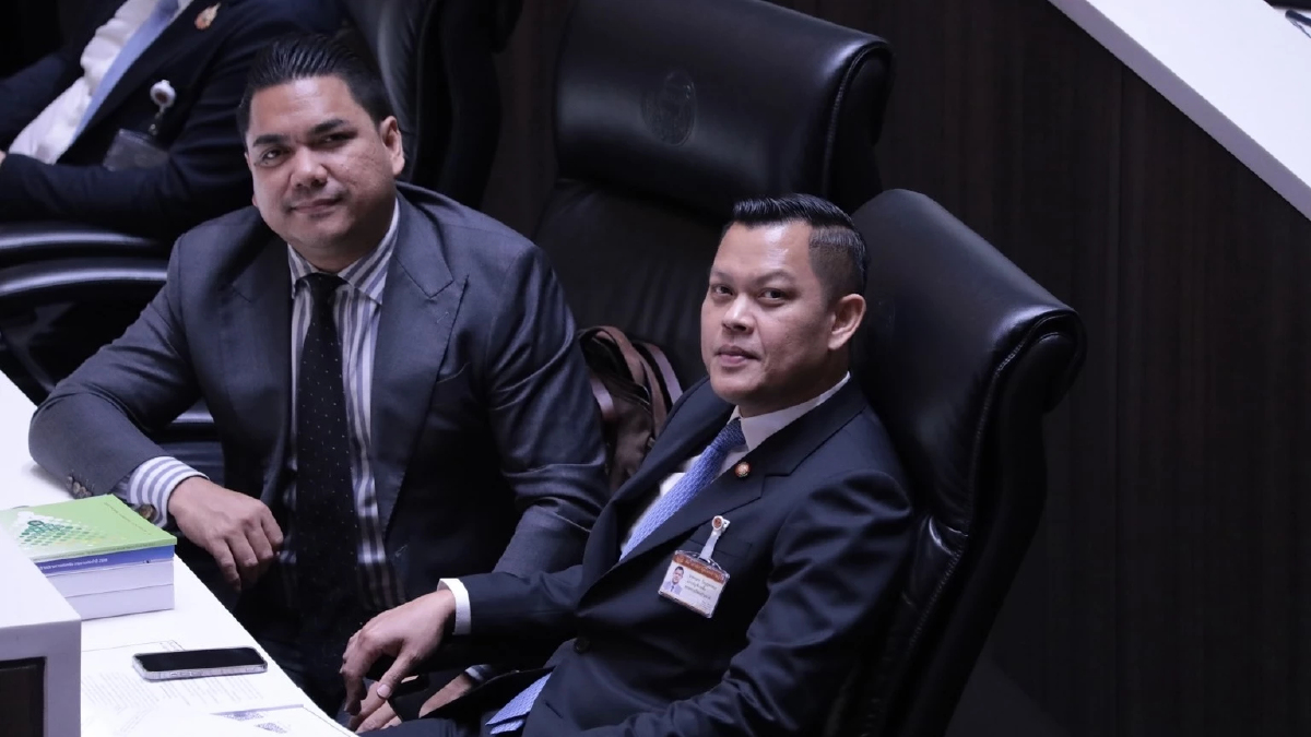 ‘รทสช.’ จี้ ‘สว.’ พิสูจน์ข้อหาฮั้ว ดักคอ ‘กกต.-DSI’ อย่ากลั่นแกล้ง