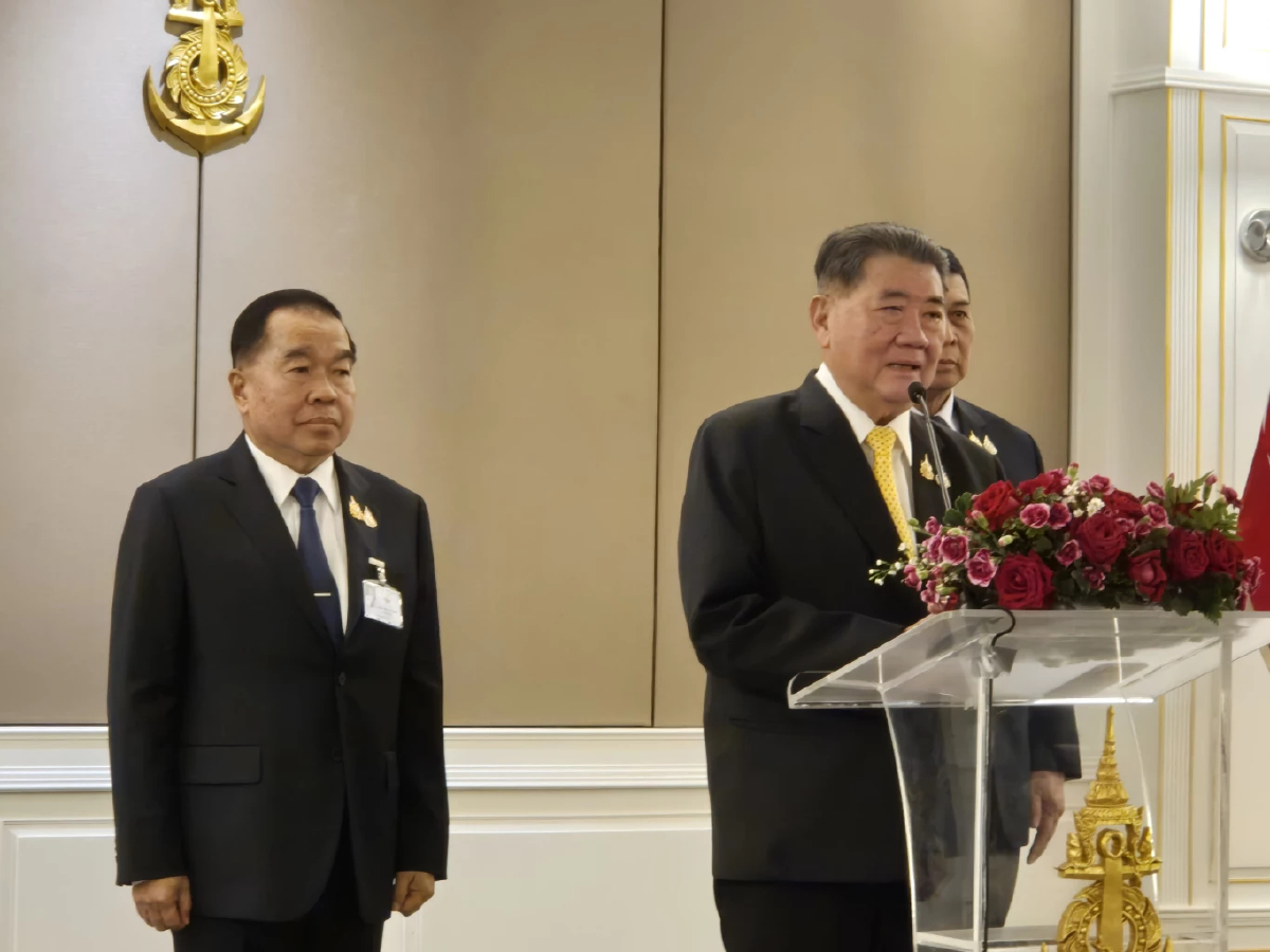 'ภูมิธรรม' เผย ให้เรือฟริเกต ทร. ลำเดียว ชี้ต้องแบ่งจ่าย 'เรือดำน้ำ'