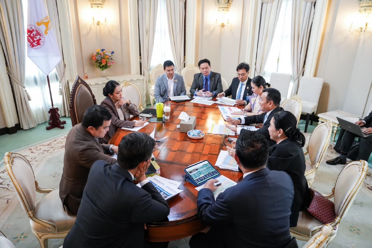 นายกฯ เรียกถกทีมท่องเที่ยว เล็งออกมาตรการหลังไม่เป็นไปตามเป้า 