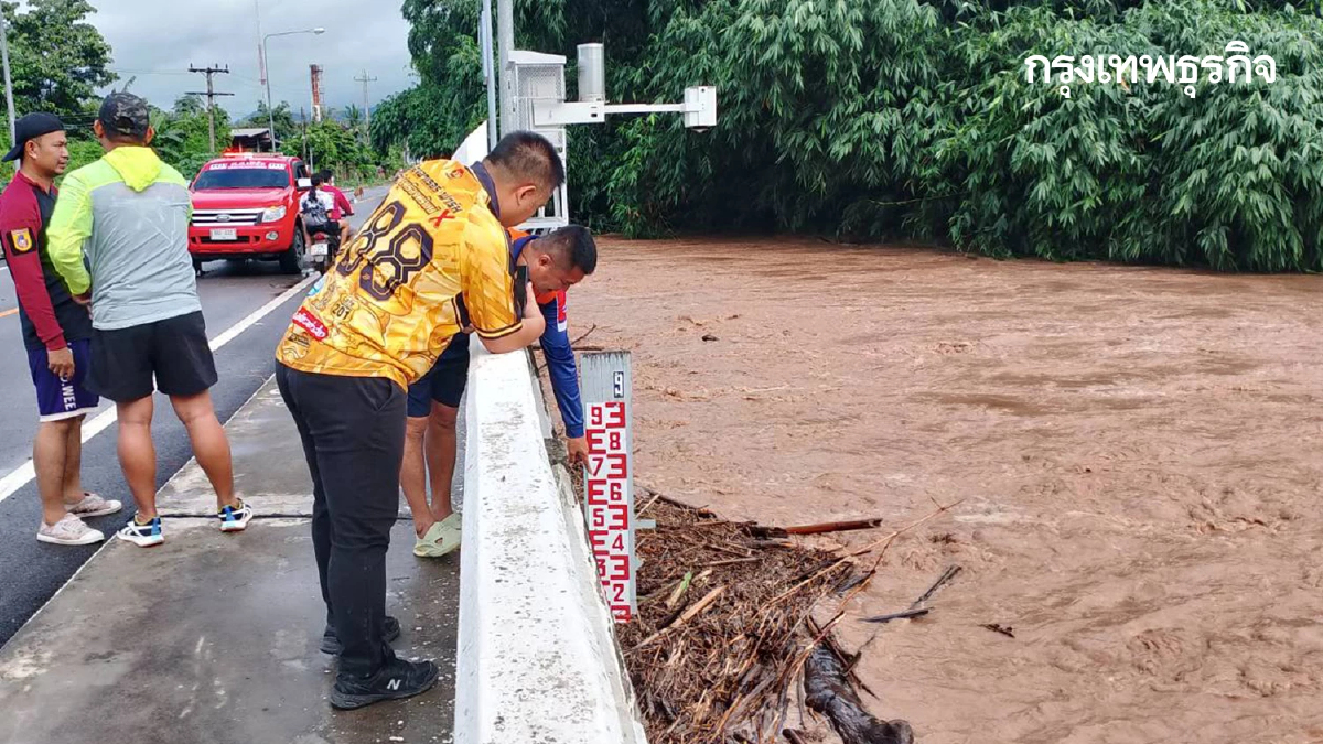 ต.ภูกระดึง - ต.ศรีฐาน ปภ. เตือนยกของขึ้นที่สูง อพยพคนน้ำท่วมสูง