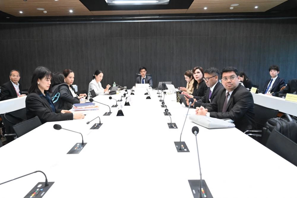 'กมธ.การเมือง' ลุยสางงบปรับปรุงรัฐสภา ชี้ไม่สมเหตุสมผล