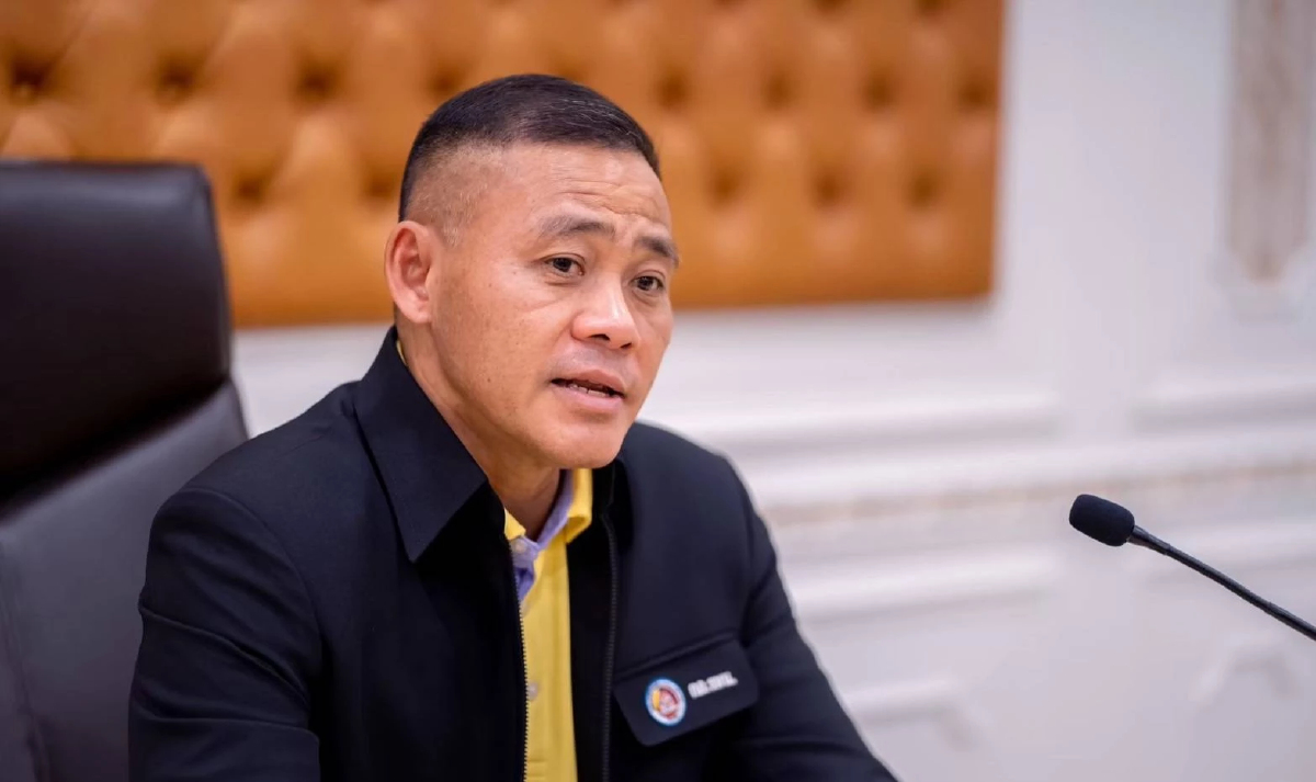 กอ.รมน.ออกโรงแจง 'อนุทิน' ไม่เกี่ยวข้องการแอบอ้างสถาบันฯ