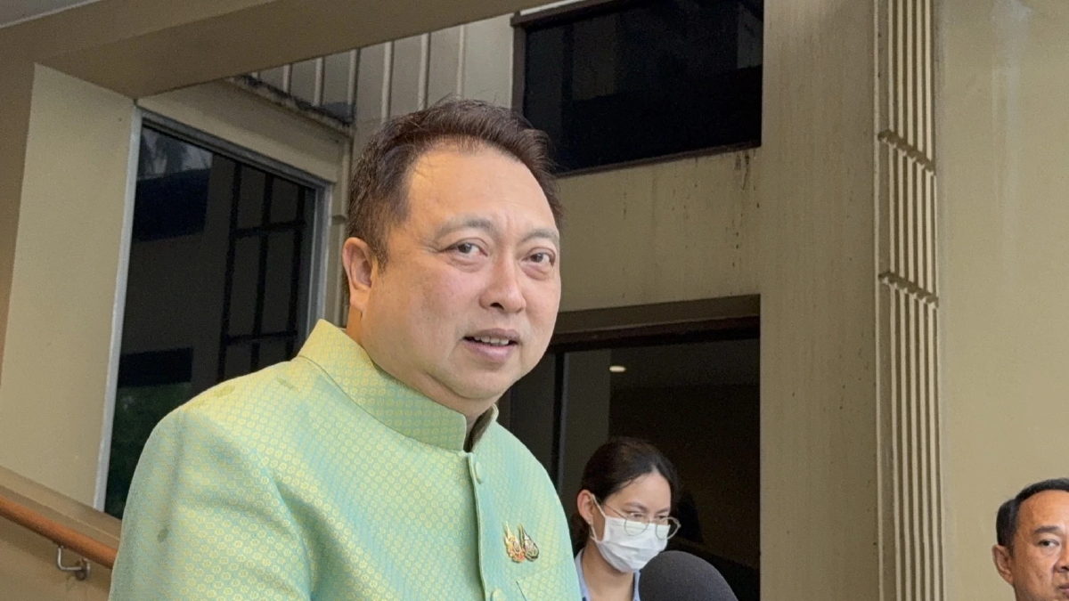 'สุชาติ' ยัน เป็นเอกสิทธิ์ สส.ย้ายพรรค ส่วนตัวอยู่ รทสช. อนาคตบอกไม่ได้