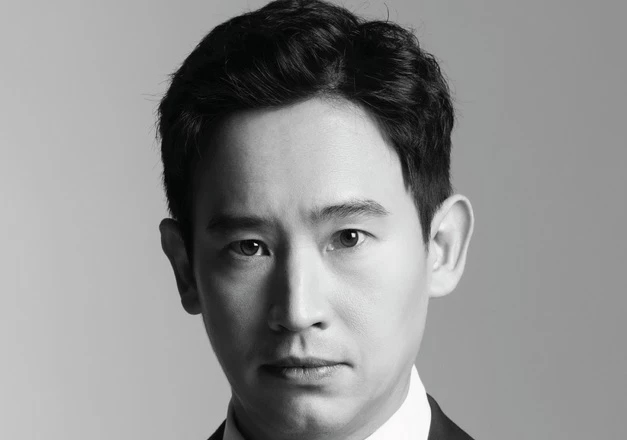 'พิธา' เปิดตัวหนังสือ 'The Almost Prime Minister' นายกฯ คนที่ 29.5