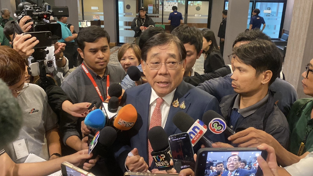 'พิชัย' ขอทบทวนแจกเงินหมื่นเฟส 3 รื้อนโยบาย รับมือภาษีสหรัฐ