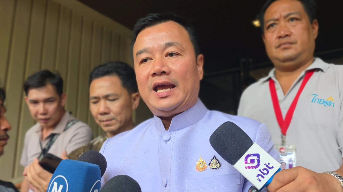 'สรวงศ์' ป้อง 'มนัสนันท์' ลูกชาย 'นายกเบี้ยว' อัดอั้นหลังครอบครัวโดนหนัก