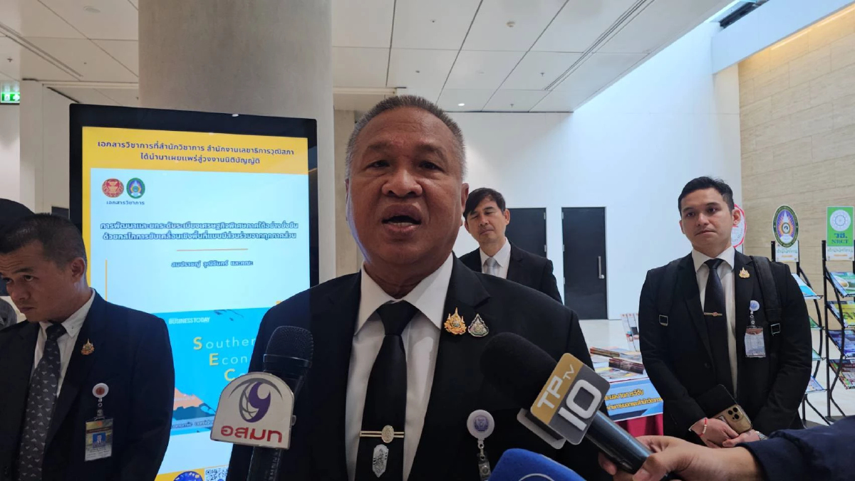 'เกรียงไกร' พร้อมแจง กกต. ปมฮั้วตามนัด  ไม่ตอบโยงล้างบางสว.