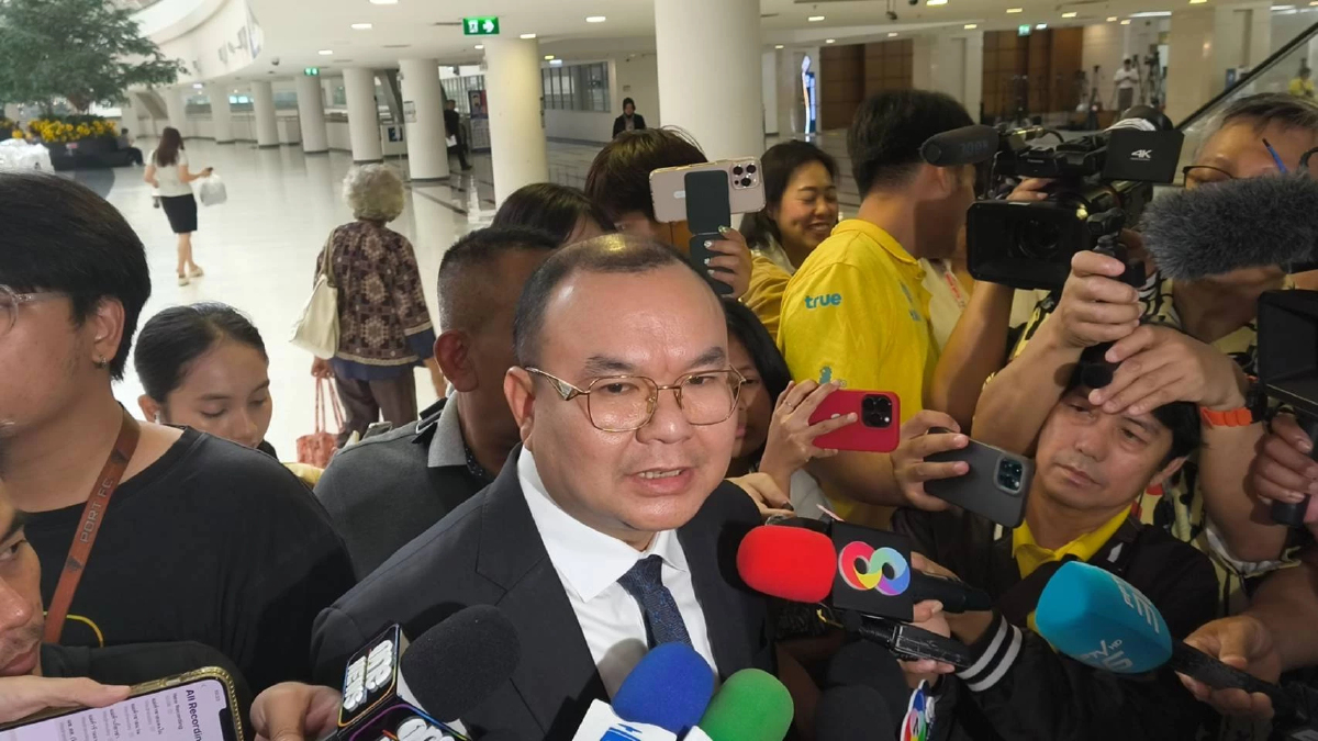 'สว.สิทธิกร' เข้าแจง กกต. หวั่นดีเอสไอสอบคดีฮั้ว ไม่เป็นธรรม