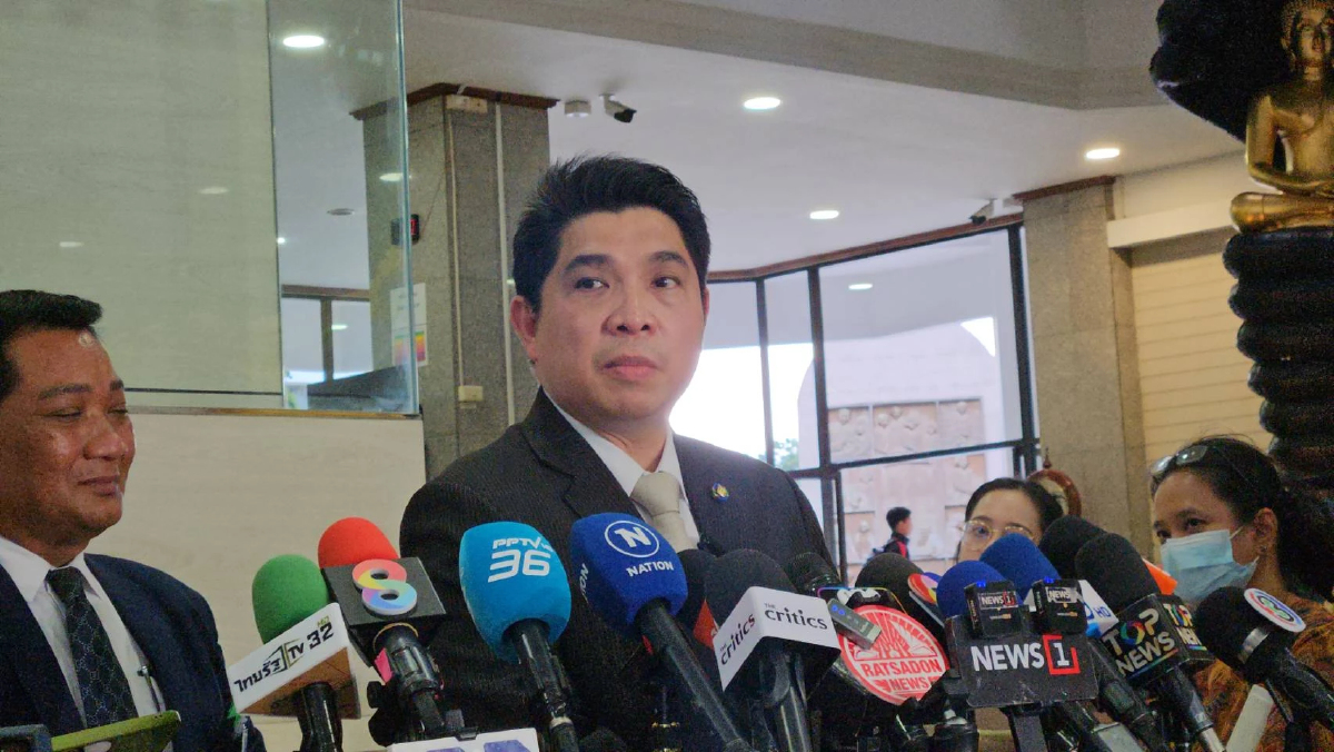 'กุนซือสมศักดิ์'บางรายเห็นแย้งมติแพทยสภา ปมลงโทษแพทย์รักษาทักษิณ