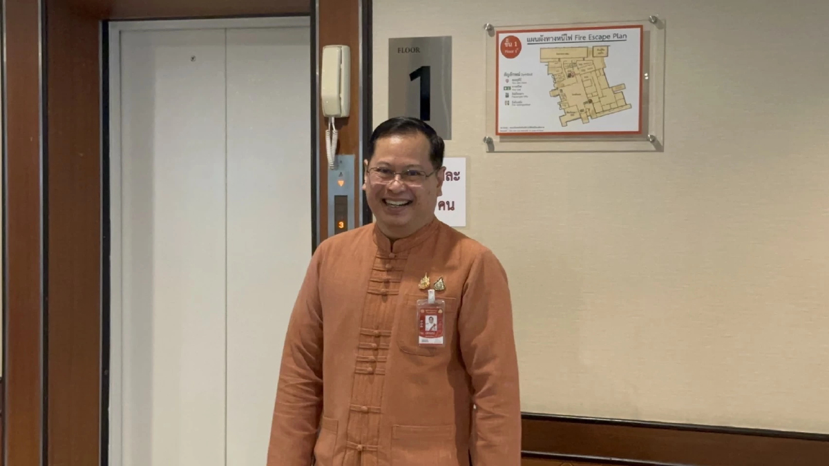 เลขาฯกฤษฎีกา ปัดตอบปม 'พีระพันธุ์' ถูกร้องยังถือหุ้น ให้รอ ป.ป.ช.