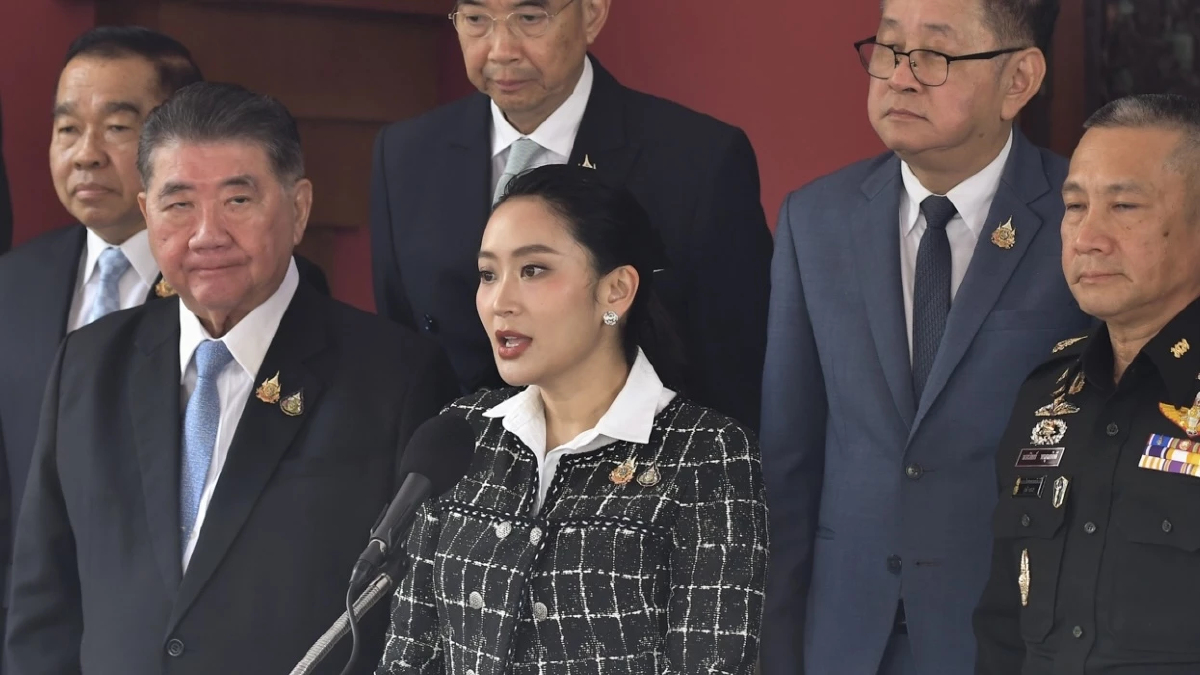 ‘แพทองธาร’ โยน ‘กองทัพ’ ตัดสินใจหน้างาน ต้องปะทะ ‘กัมพูชา’ หรือไม่