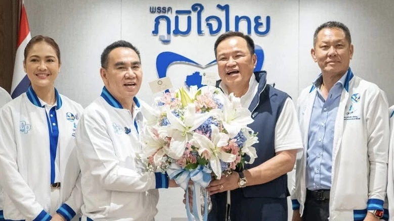 ‘ปชป.’ รู้ทัน ‘ภท.’ ไม่ถอนตัวร่วมรัฐบาล เหตุ ทำงบฯไว้อื้อ จะขาดช่วง