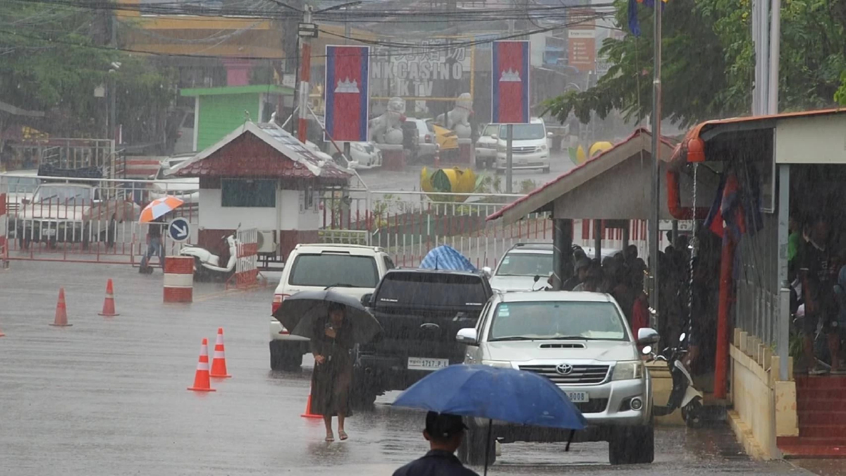 กัมพูชา ยังปิดด่านบ้านแหลม สกัดรถขนส่งผักผลไม้ไทย กดดันรัฐบาล