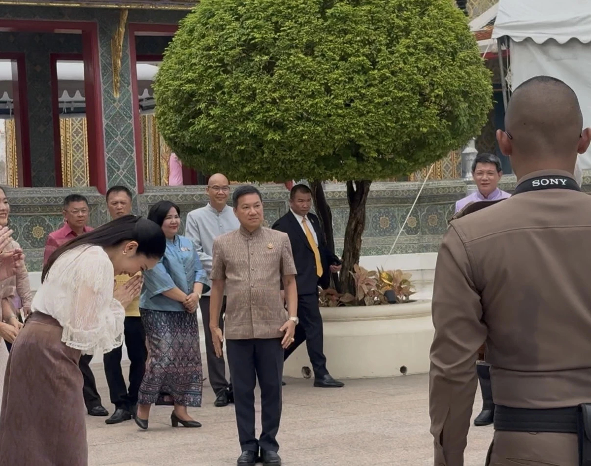 'สุรยุทธ์-ประยุทธ์-นายกฯ' เข้าเฝ้า 'สมเด็จพระสังฆราช'