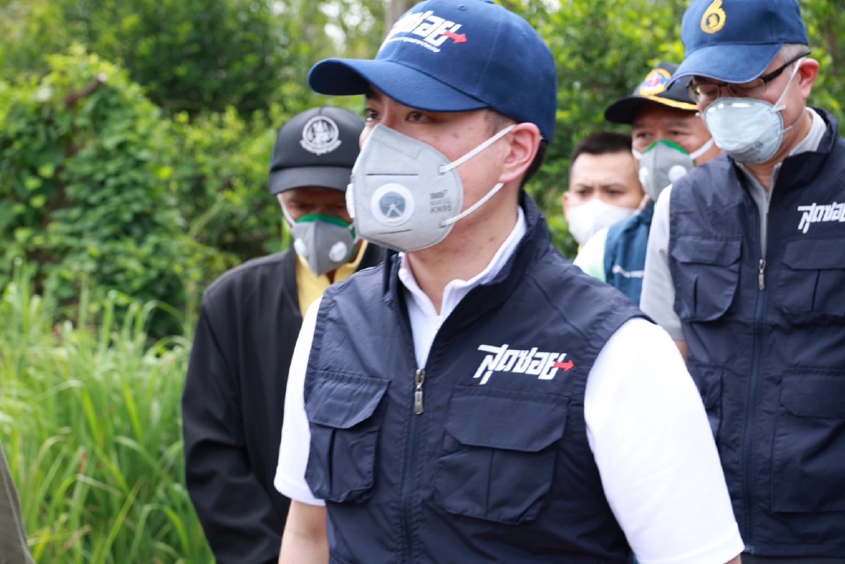 'เอกนัฏ' ลุยเองขุดกากพิษซุกดินเกือบ 5 หมื่นตัน เอาผิดจนท.เอี่ยว