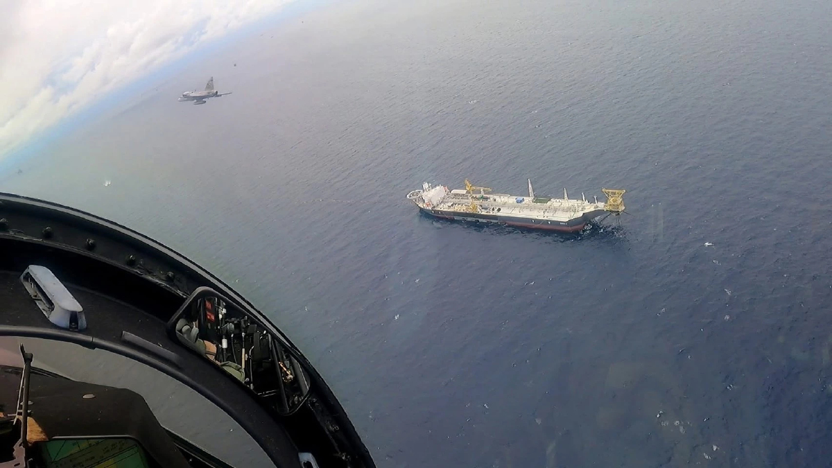 ทอ. ส่ง กริพเพน ติดอาวุธลาดตระเวนอ่าวไทย ส่วน ทร.กัมพูชา ฝึกซ้อมยิงวันแรก