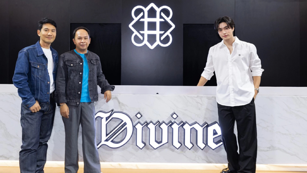 ครั้งแรกกับ DIVINE x SIAM CENTER 1st POP UP STORE ออกแบบโดย 'เจมีไนน์'
