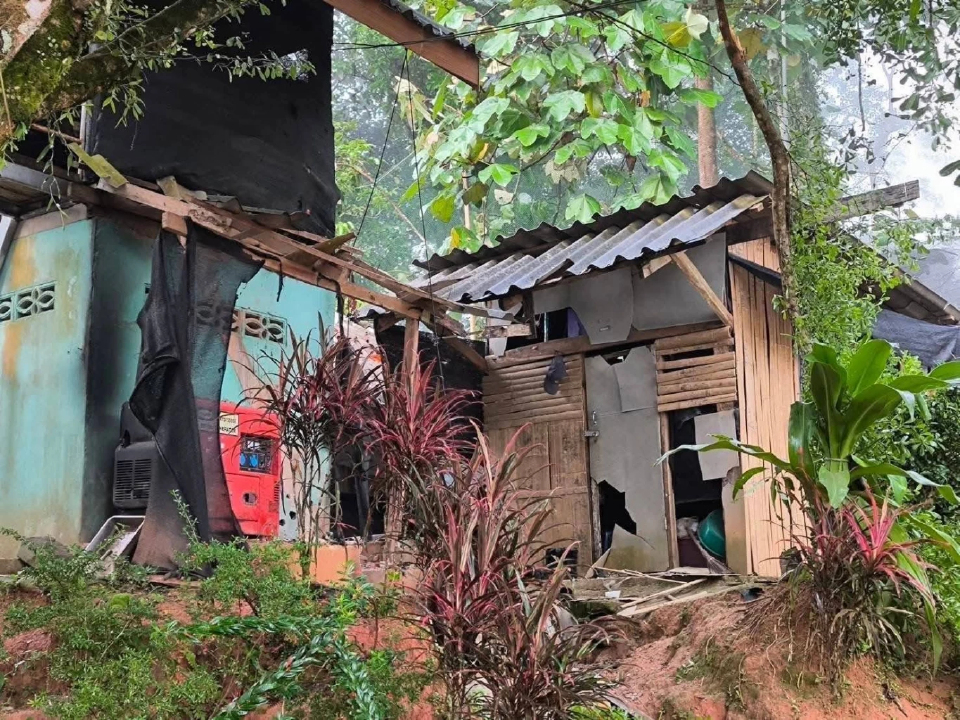 ปะทะเดือด 15 โจรใต้ โจมตีฐานปฏิบัติการชุดคุ้มครอง ทหาร-อส.เจ็บ2นาย