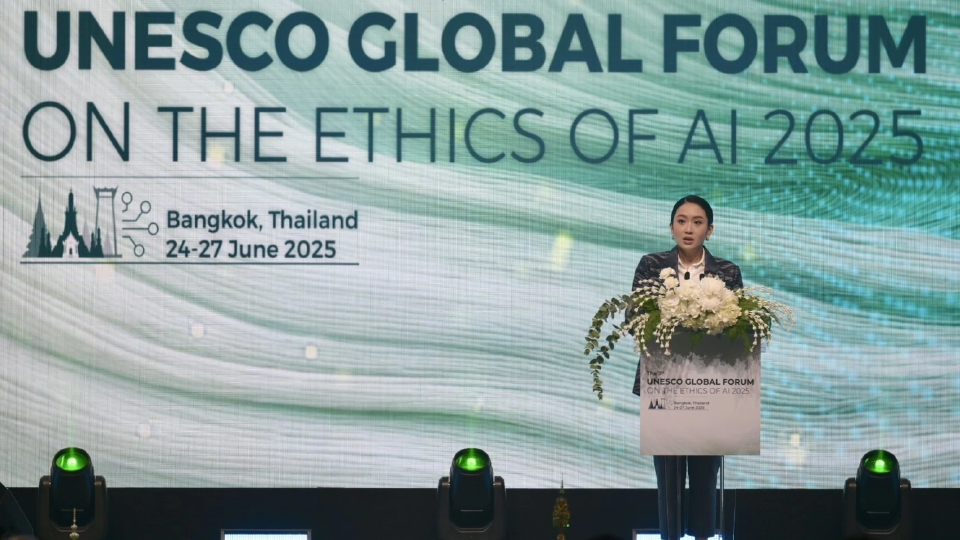 ‘แพทองธาร’ ประกาศ ทุ่มงบมหาศาล พัฒนา AI ปั้นคน - โครงสร้างพื้นฐาน