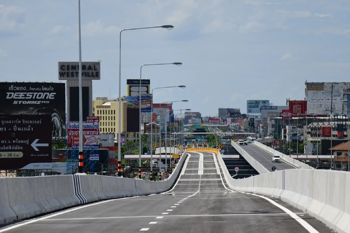 เปิดสะพานข้ามคลองมหาสวัสดิ์ รับจราจรถนนราชพฤกษ์ 1.2 แสนคัน