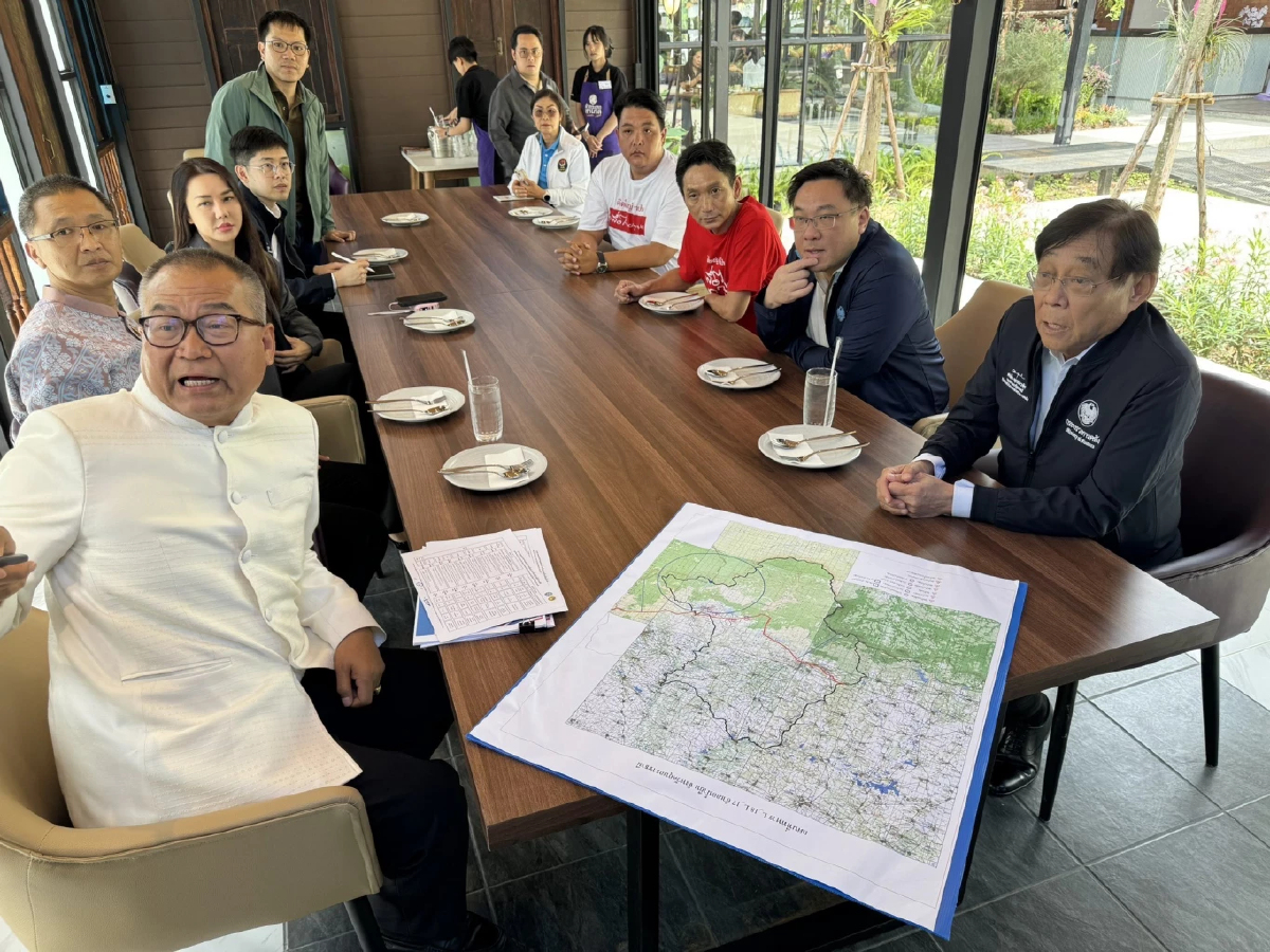 ‘พิชัย’ ลงพื้นที่อุบลราชธานี ติดตามสถานการณ์ชายแดน-ศุลกากร