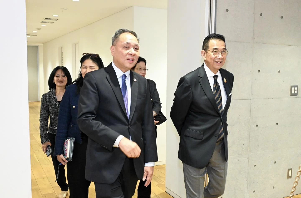 ‘มาริษ เสงี่ยมพงษ์’ มอบนโยบายทีมไทยแลนด์ฝ่ายเศรษฐกิจในญี่ปุ่น