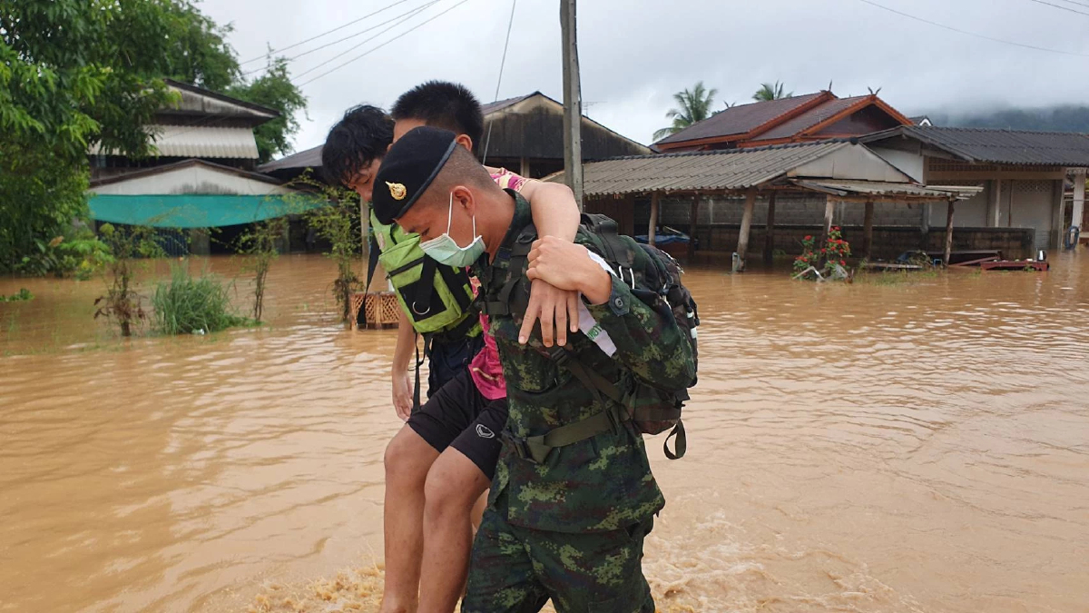 ทบ. ระดมกำลังช่วยน้ำท่วม เชียงราย วิกฤติ 5 อำเภอ กระทบกว่า 4,400 ครัวเรือน
