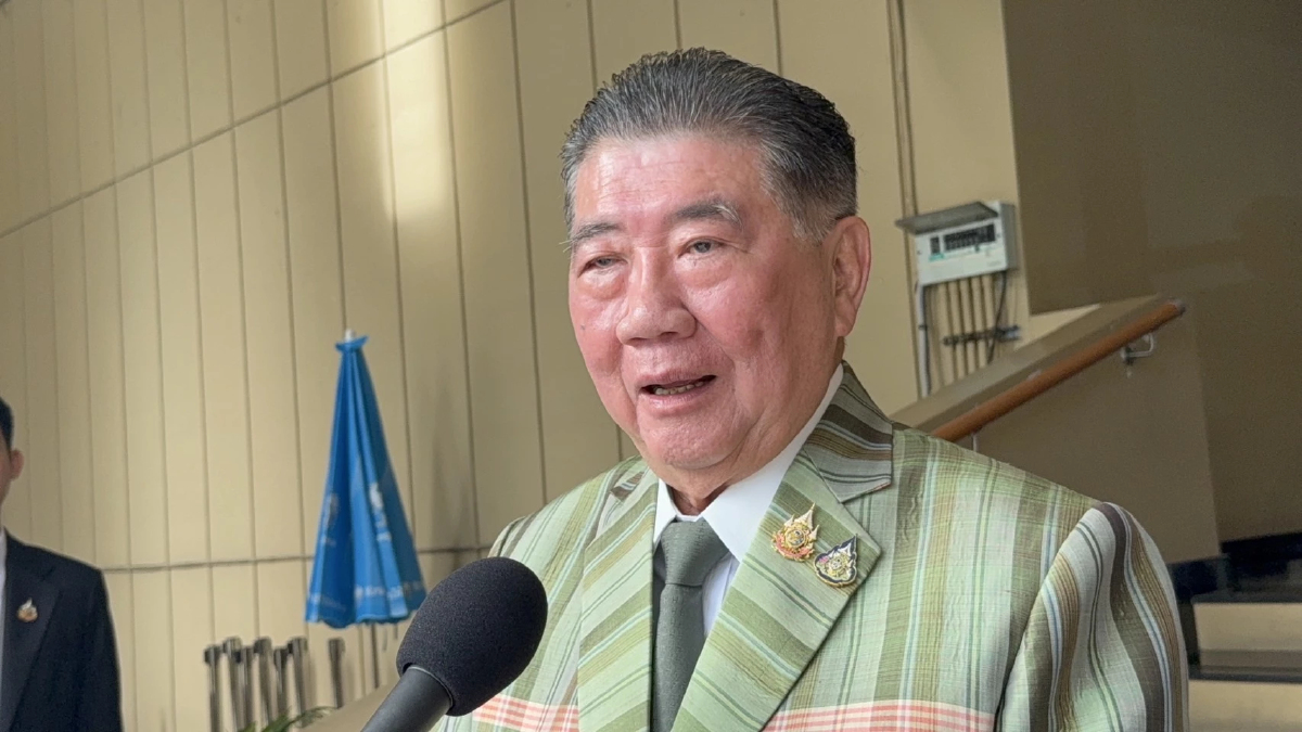 'ภูมิธรรม'โยนถาม ภท. กระแสขอปรับ ครม. โล๊ะเก้าอี้ใหม่ทั้งหมด