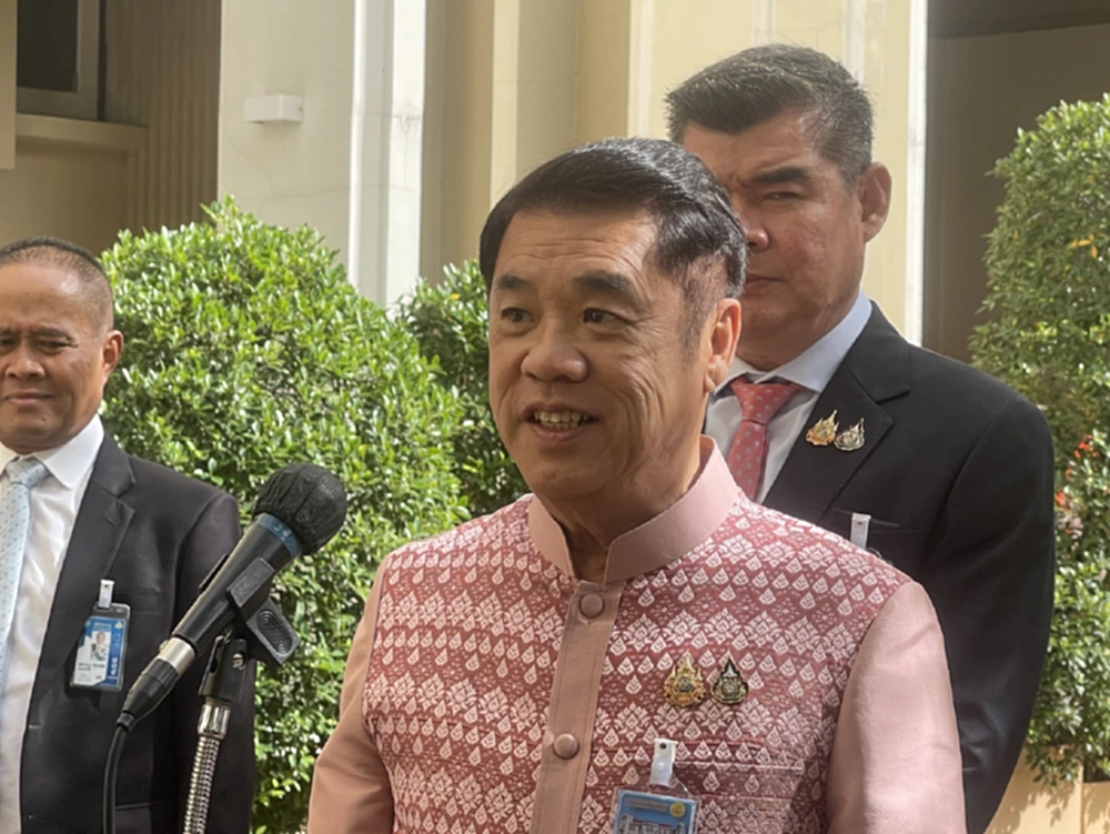 'สุริยะ’ ปัดตอบปรับ ครม. ย้ำ เป็นอำนาจ ‘นายกฯ’  แม้บางพรรคเริ่มส่งชื่อแล้ว