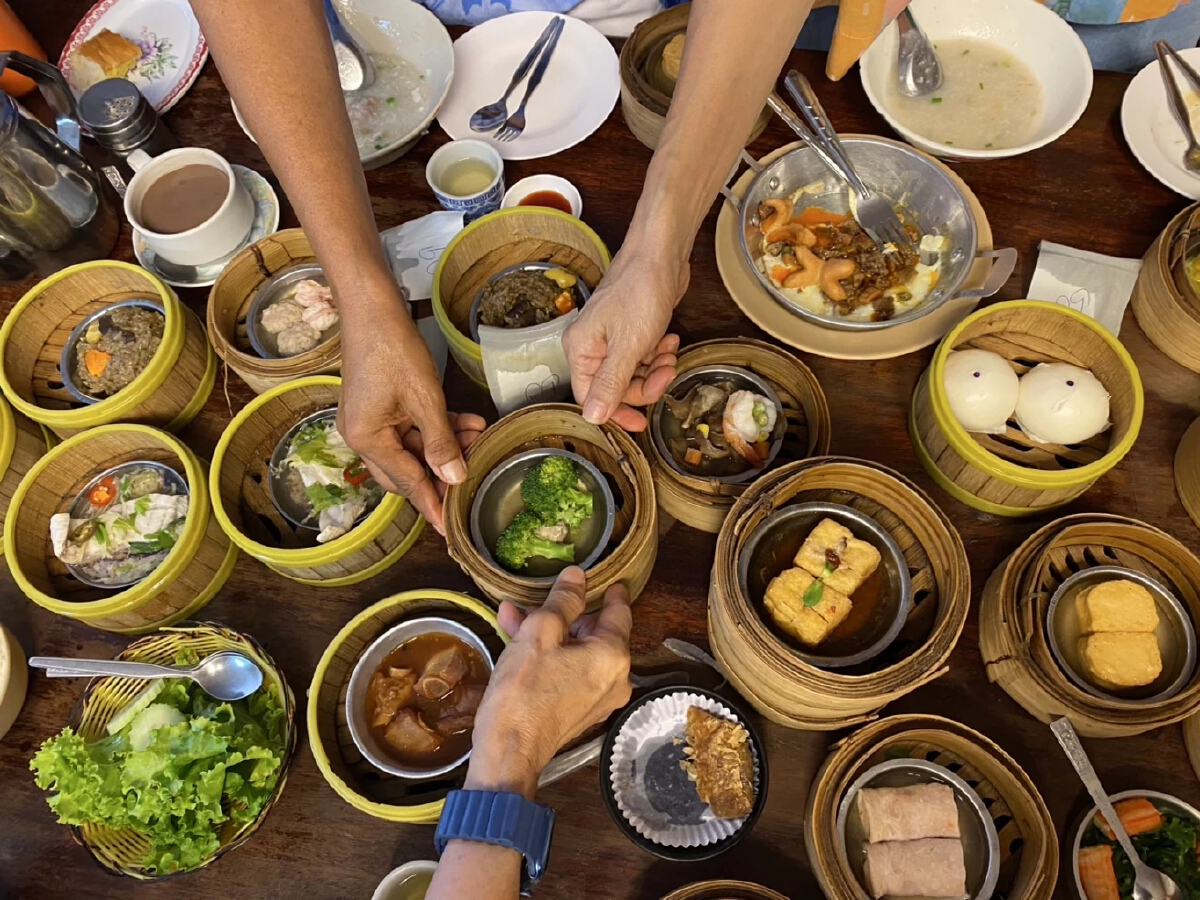 เจ็กบั๊กแต่เตี้ยมติ่มซำ ร้านประจำชาวสุราษฎร์ที่คนต่างถิ่นต้องแวะ