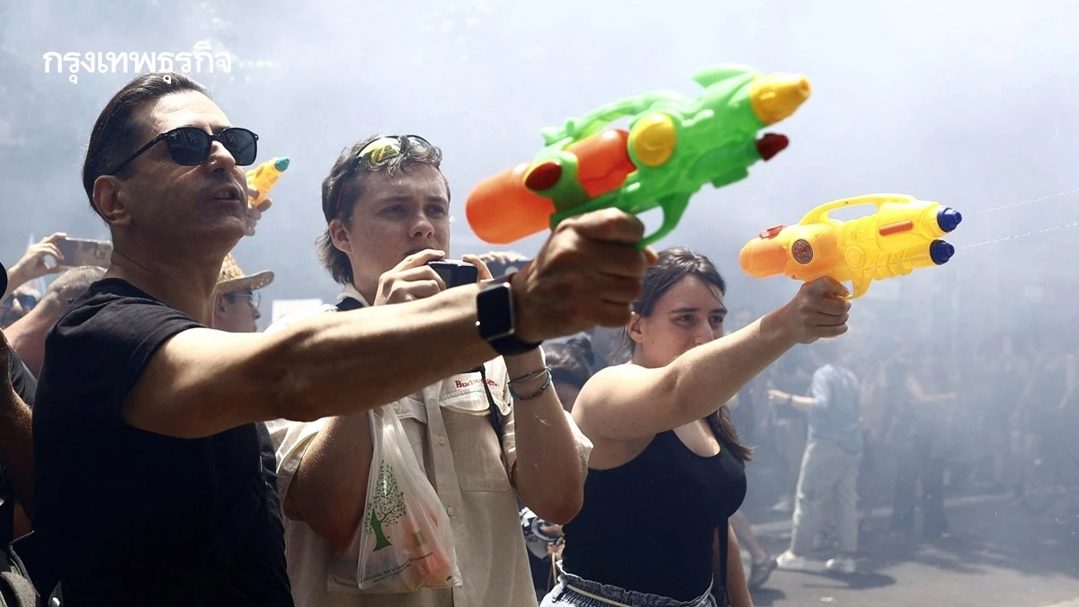 ‘ปืนฉีดน้ำ’ สัญลักษณ์การประท้วงขับไล่นักท่องเที่ยวในยุโรป