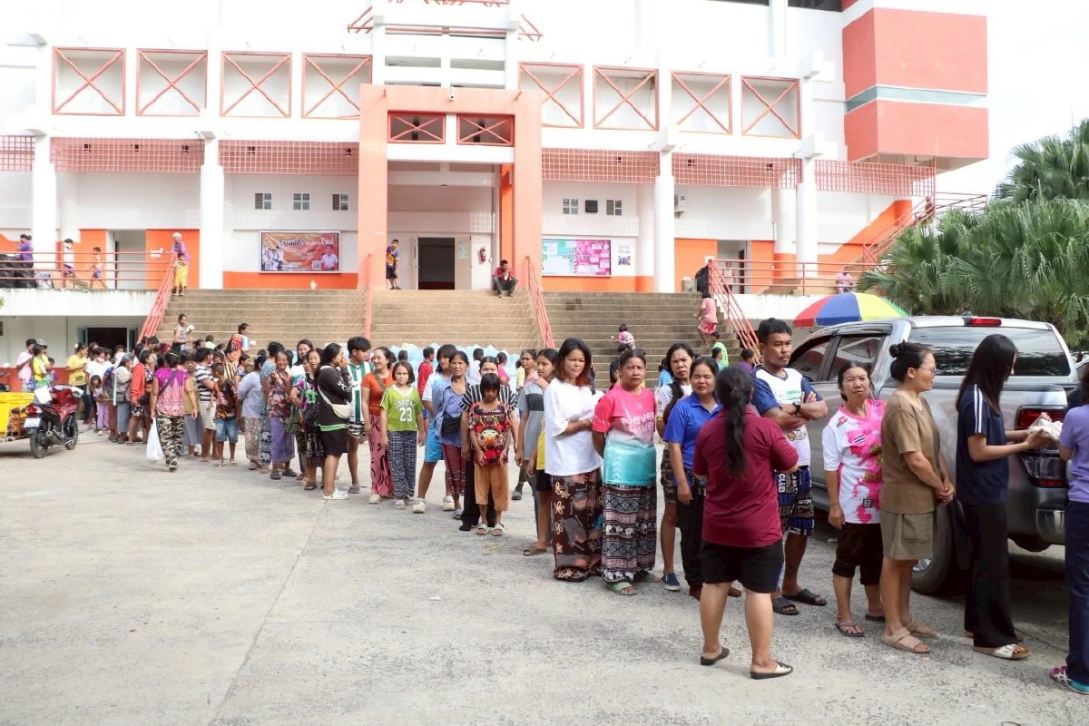 ชายแดนไทย-กัมพูชา ยิงปะทะเดือด ชาวสุรินทร์อพยพต่อเนื่อง