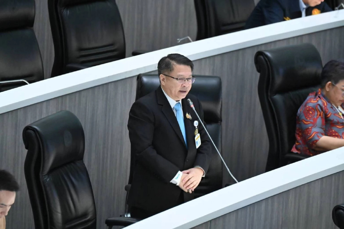 'เปรมศักดิ์' ชี้พิรุธ 'สว.' เร่งตั้ง 'กมธ.วิสามัญ' คาดผลาญงบ