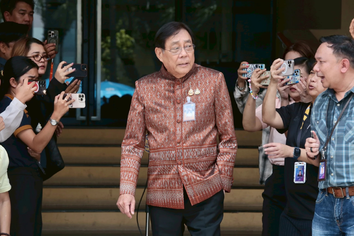 พิชัย รับเสนอชื่อผู้ว่าการแบงก์ชาติช้า จึงบรรจุวาระ ครม.ไม่ทัน