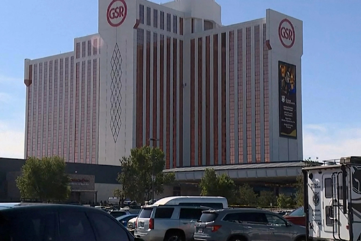 กราดยิงนอกกาสิโนเนวาดา ดับ 3 สาหัส 2