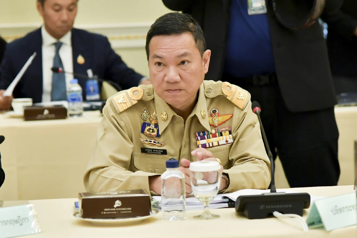 4 จว.อีสานติดชายแดนเขมร อพยพคนแล้ว มท.สั่งภาคตะวันออกสแตนด์บาย