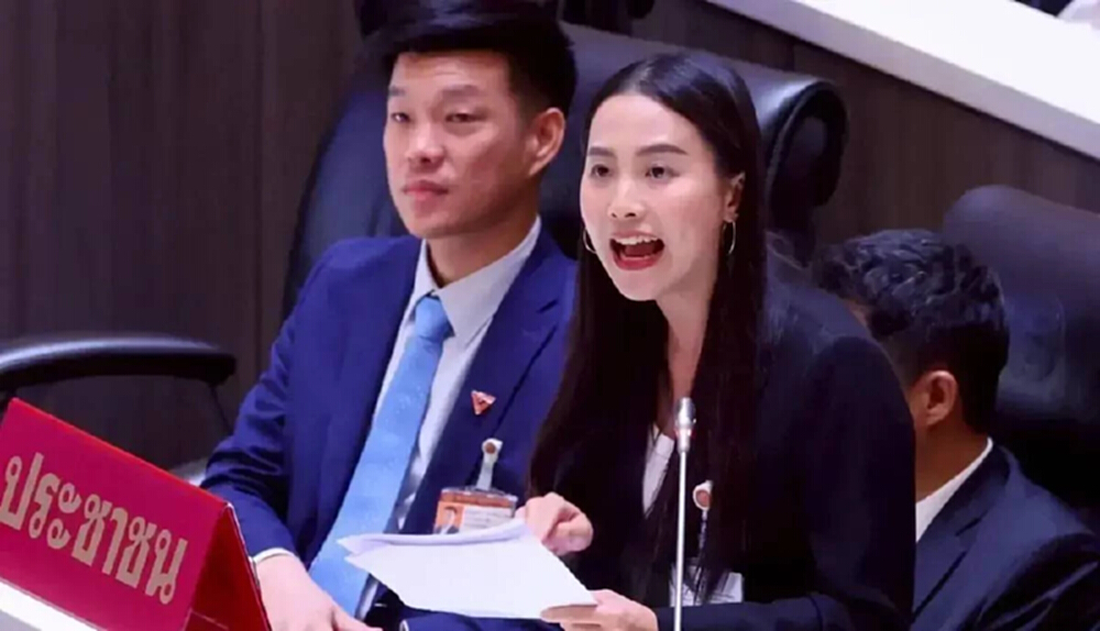‘รักชนก’ แจงยิบทานข้าว ‘อนุทิน-โรม‘ ปัดตั้งรัฐบาล ย้ำ ปชน. พร้อมโหวต 'นายกฯ'
