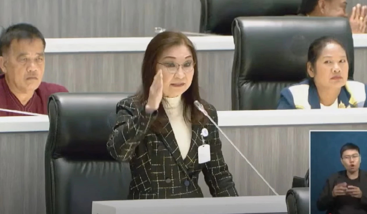 ตะเพิด 'นันทนา' จากห้องประชุมสว. หลังขวางโหวตซุปเปอร์บอร์ด กสทช.