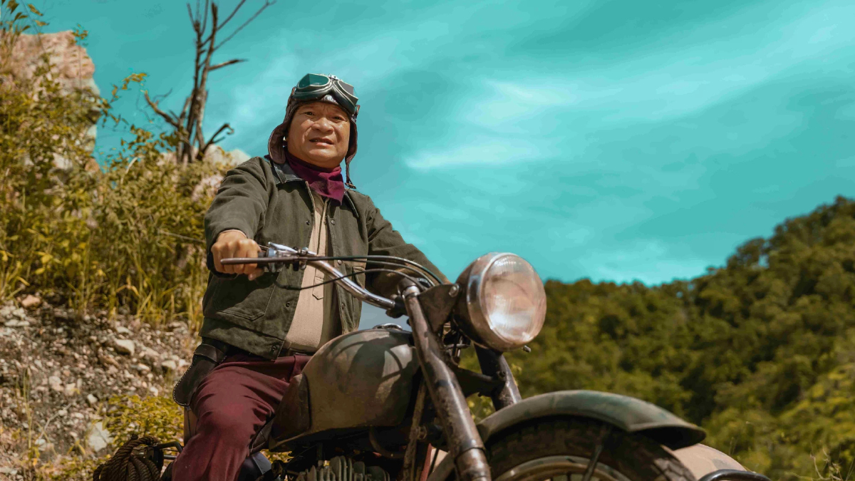 ‘หม่ำ-วิศิษฐ์’ ระเบิดภูเขาเผากระท่อมใน ‘เขาชุมทอง คะนองชุมโจร’