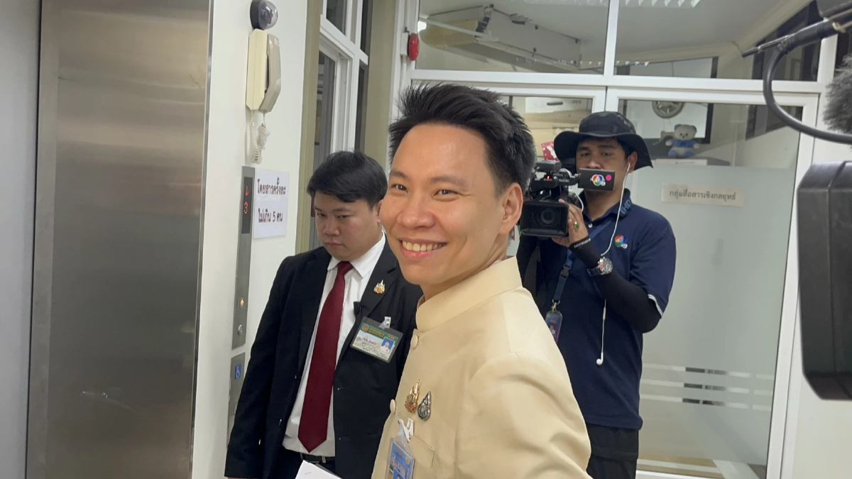 'อรรถกร' ชง ครม. หลังเซ็นแต่งตั้ง ปลัดเกษตรฯ คนใหม่ อุบชื่อ 'วิณะโรจน์'