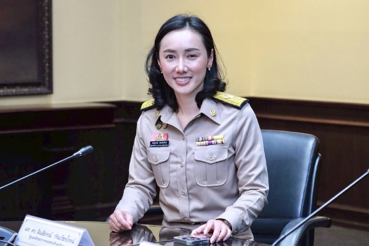 ‘ลิณธิภรณ์’ ยก ‘รถไฟฟ้า 20 บาท’ ลดภาระนักเรียน ขยายโอกาสการศึกษา