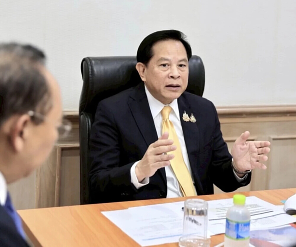 ป.ป.ช.แจ้งข้อหา 'พีระพันธ์ุ' คดีถุงยังชีพ ขีดเส้นมาแจง 15 วัน