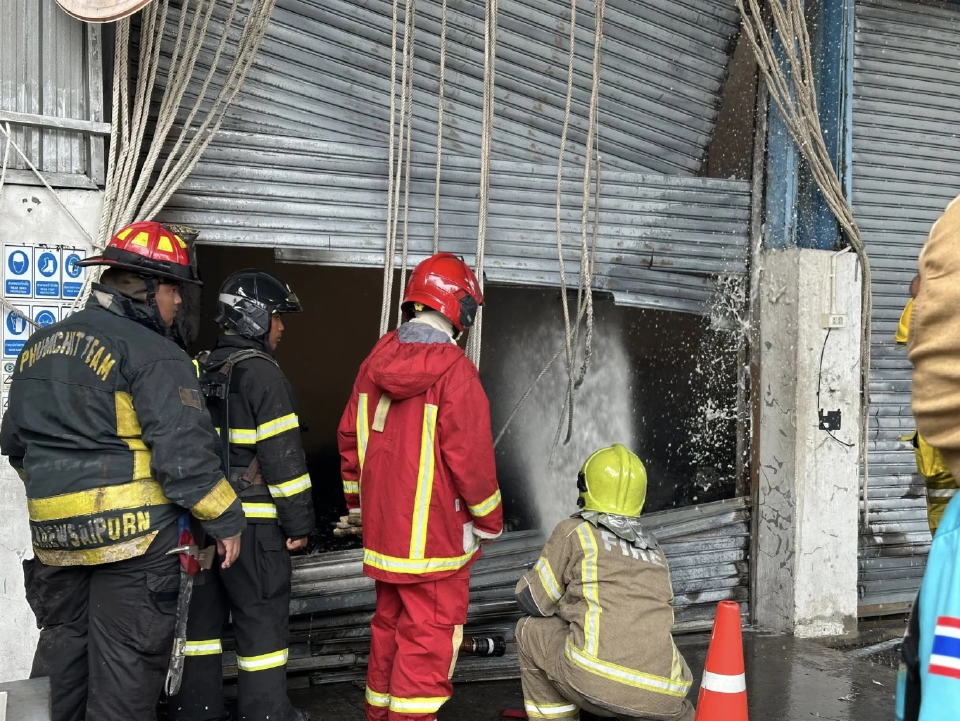 สลด! ตาย 8 เร่งหาอีก 2 เหตุไฟไหม้โรงงานกระดาษทิชชู่ สระบุรี