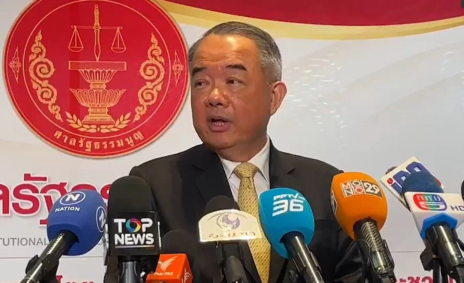 ปธ.ศาล รธน.ยันนายกฯ ขอขยายเวลาแจงได้ 1 ครั้ง ปัดตอบกรอบเวลาชี้ขาด