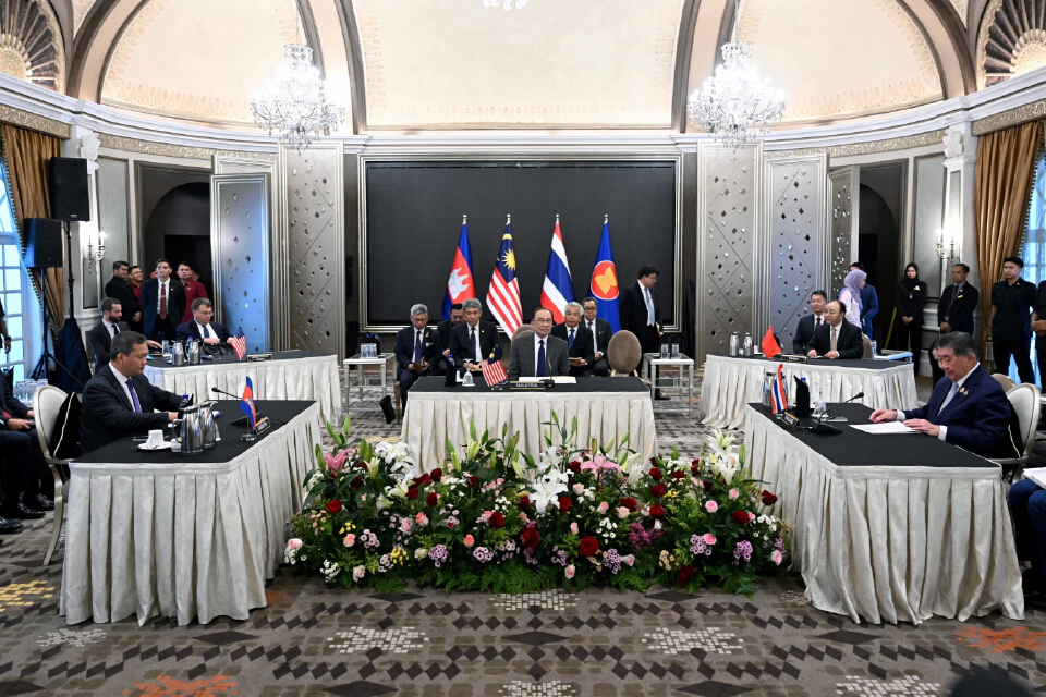 เริ่มแล้ว! การเจรจายุติความขัดแย้ง 'ไทย-กัมพูชา' ในมาเลเซีย