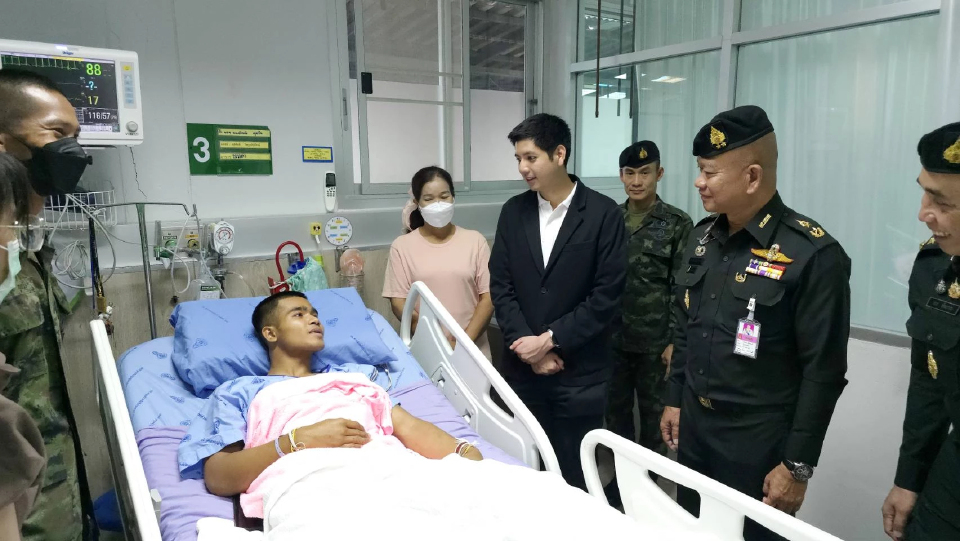 GULF มอบเงิน 1.2 ล้าน ช่วยเหลือทหารเหยียบกับระเบิด ขณะลาดตระเวนที่ช่องบก