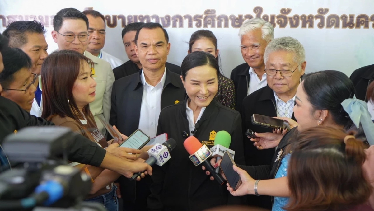 เสมา 1 พร้อม สพฐ. ลงพื้นที่นครศรีธรรมราช แก้หนี้ครู ปรับระบบการศึกษา