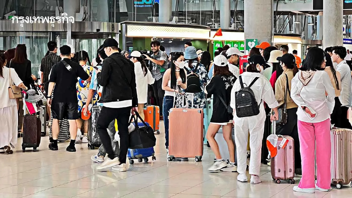 จับตายอดต่างชาติเที่ยวไทย ยังเดินทางหลักแสนคน/วัน หลังเกิดเหตุปะทะชายแดนไทย-กัมพูชา